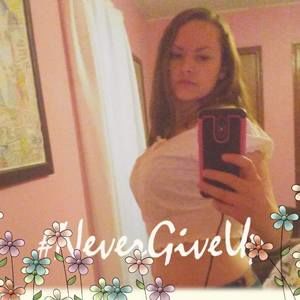 Meet your Posher, Kayla